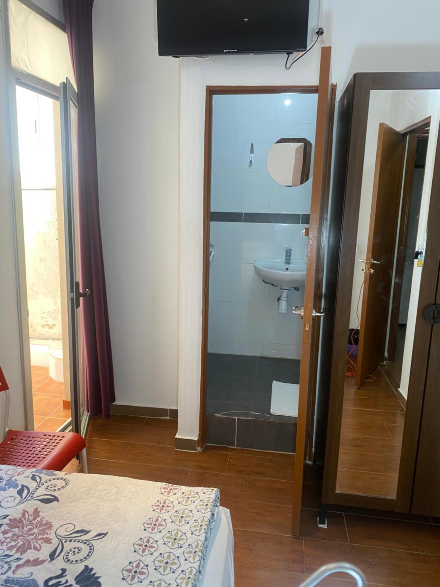 Hostal Granvia 628 Barcelona Exterior foto
